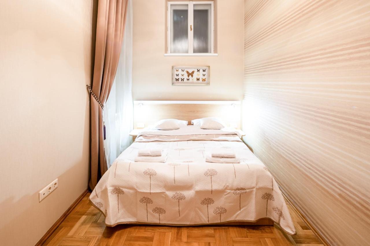 Apartment 3 Bedrooms Royal Italian Style In An Austrian Building, Parking, Balcony